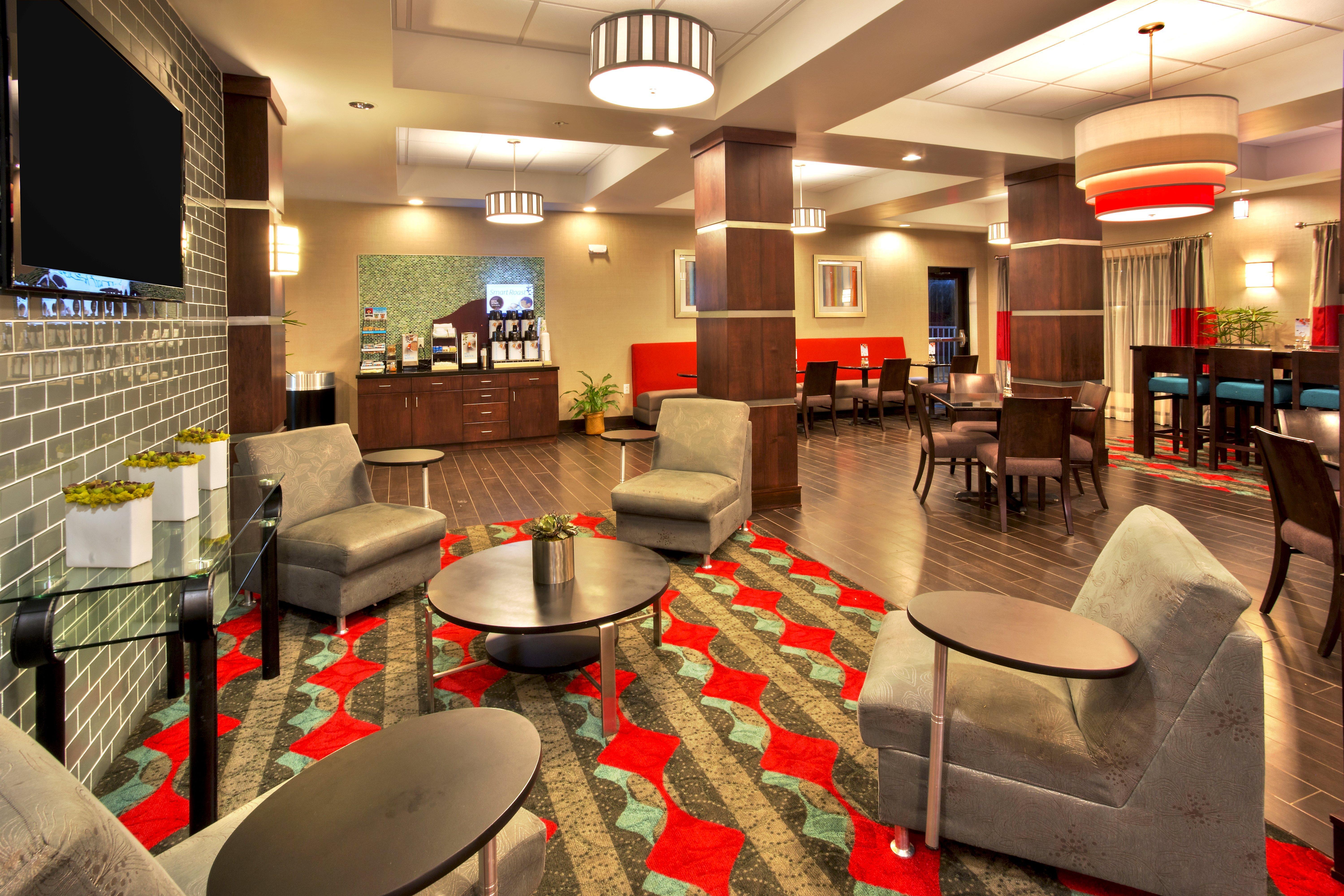 Holiday Inn Express & Suites Oak Ridge By Ihg Екстериор снимка