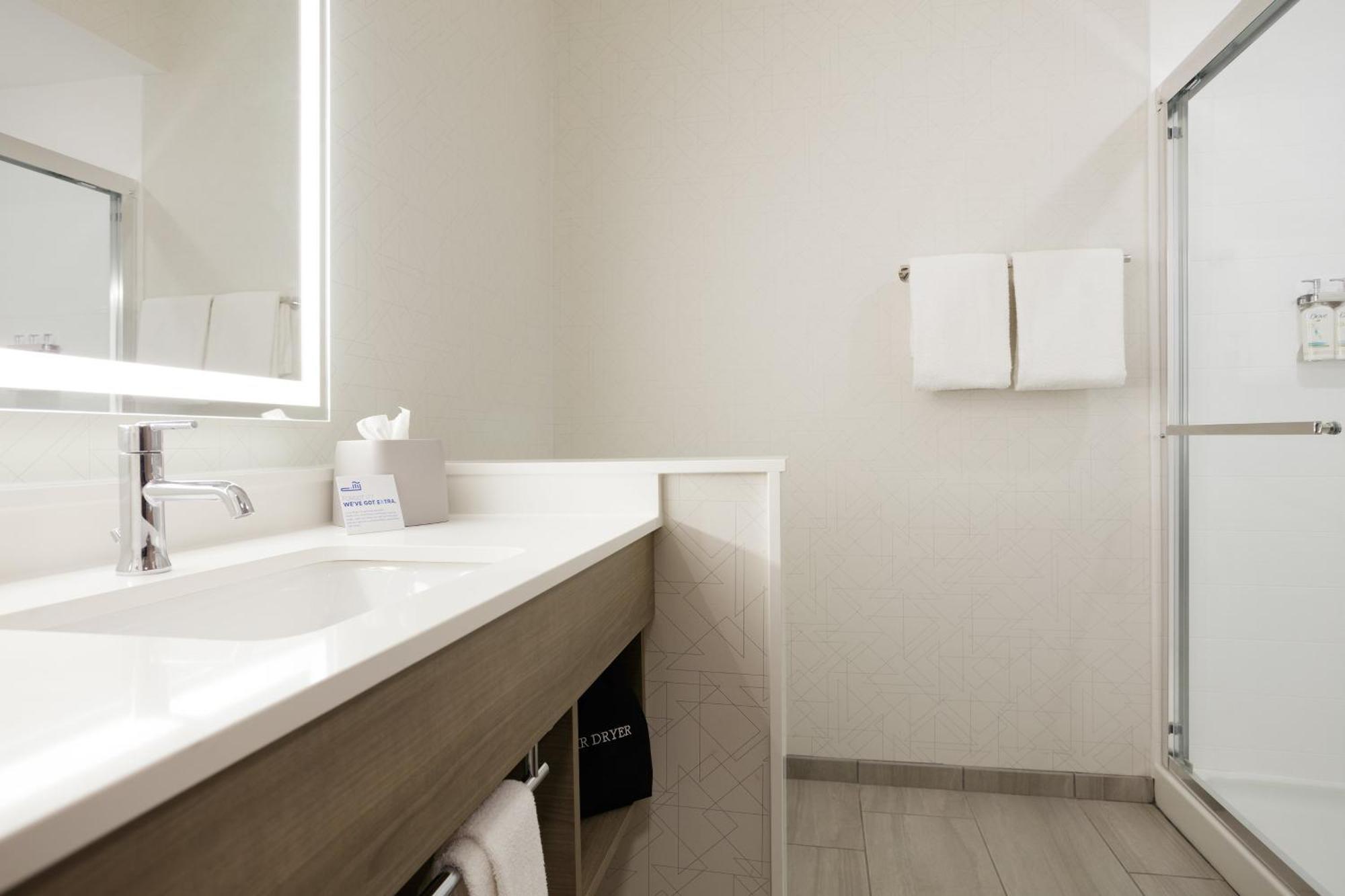 Holiday Inn Express & Suites Oak Ridge By Ihg Екстериор снимка