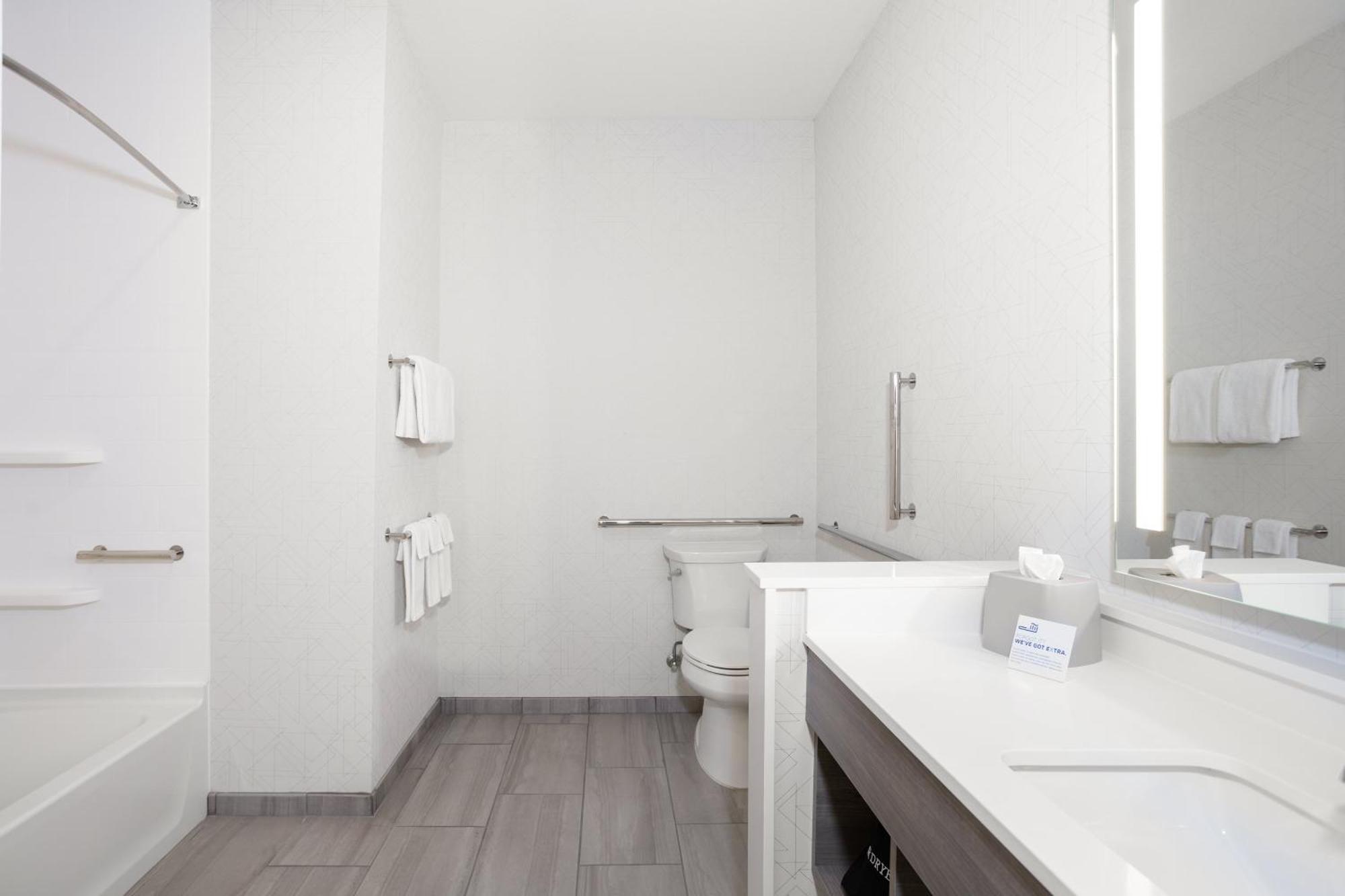 Holiday Inn Express & Suites Oak Ridge By Ihg Екстериор снимка