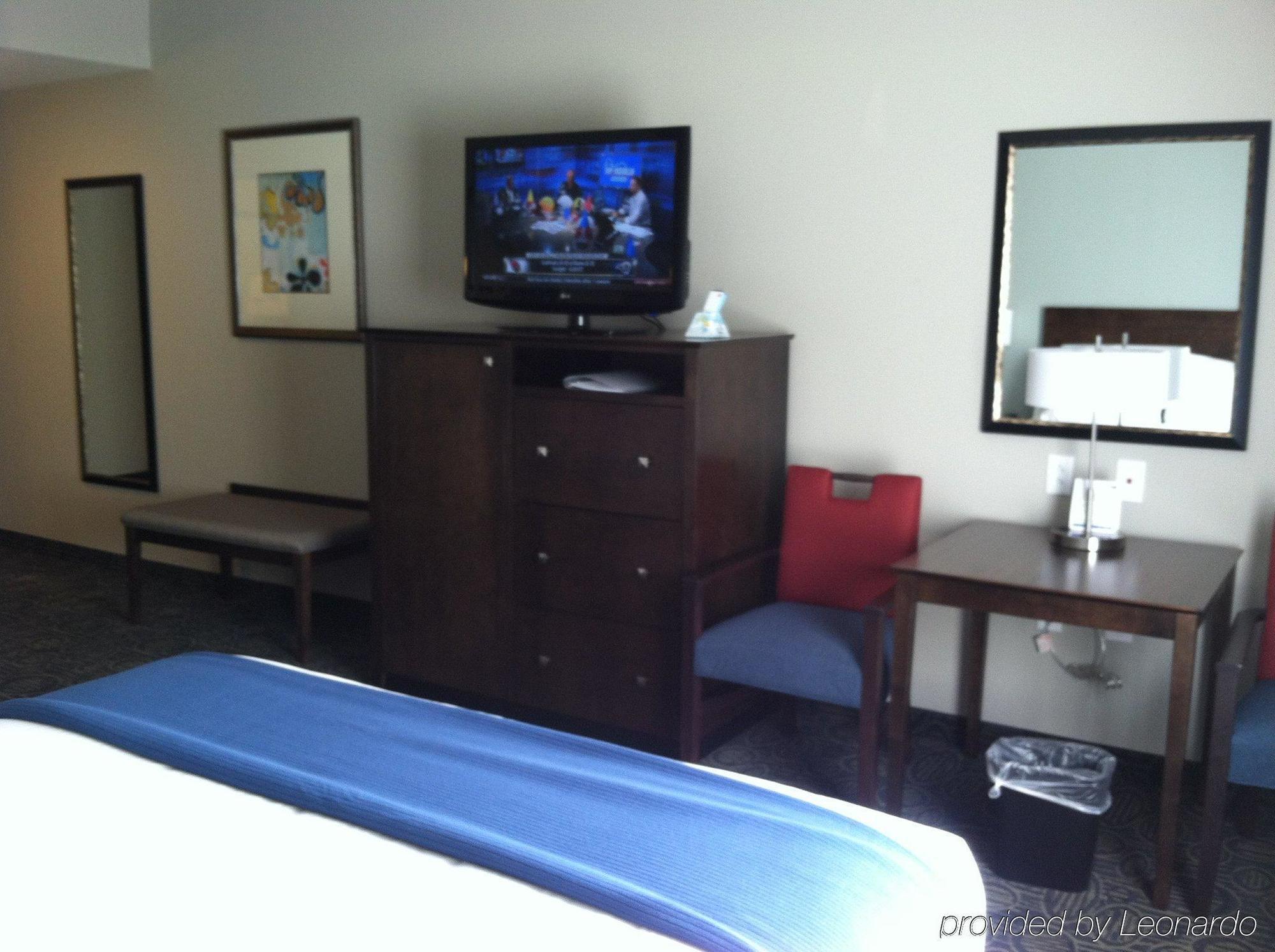 Holiday Inn Express & Suites Oak Ridge By Ihg Екстериор снимка