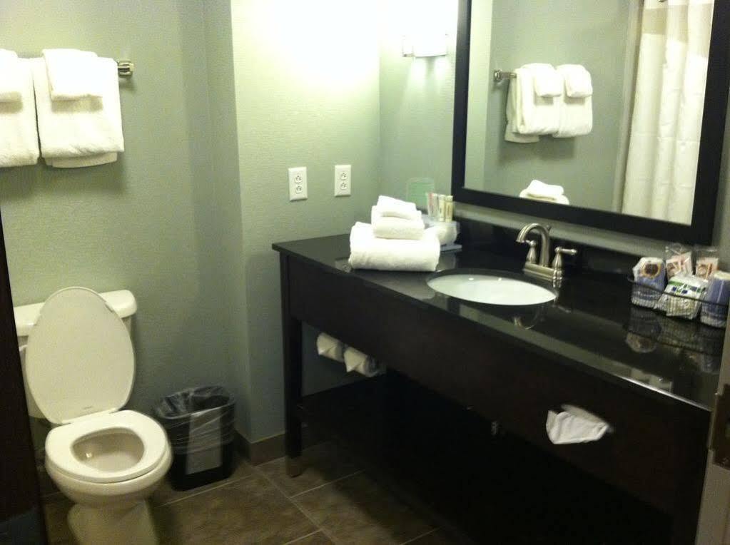 Holiday Inn Express & Suites Oak Ridge By Ihg Екстериор снимка